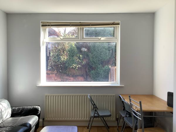 Room Johnson Road in Nottingham