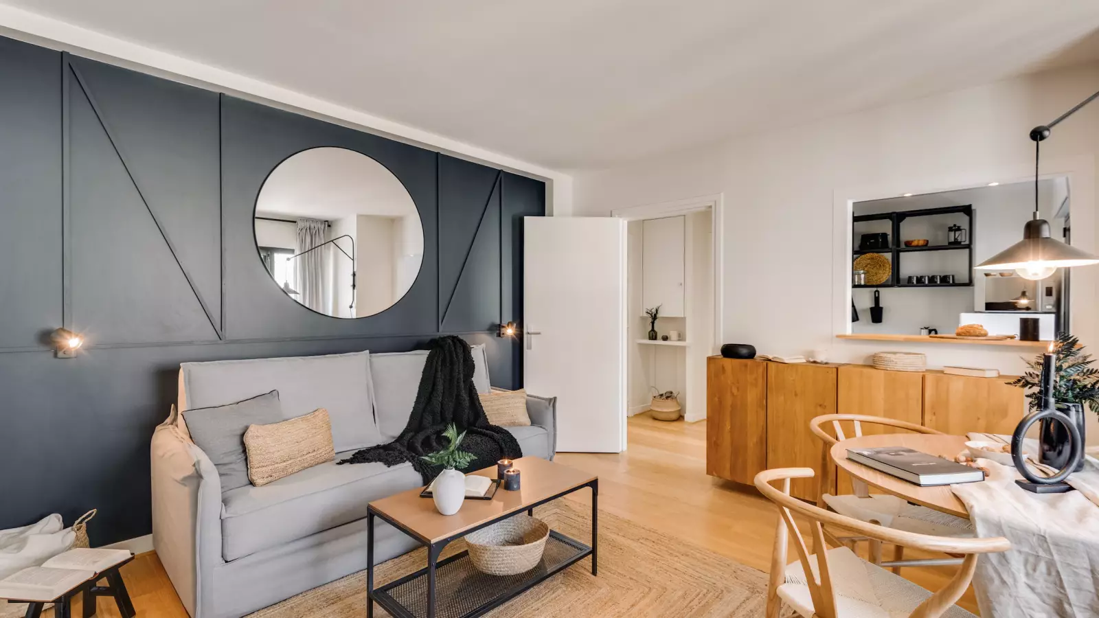 Flat Rue Tronchet in Paris