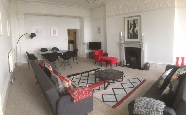 Flat Brunswick Terrace in Hove