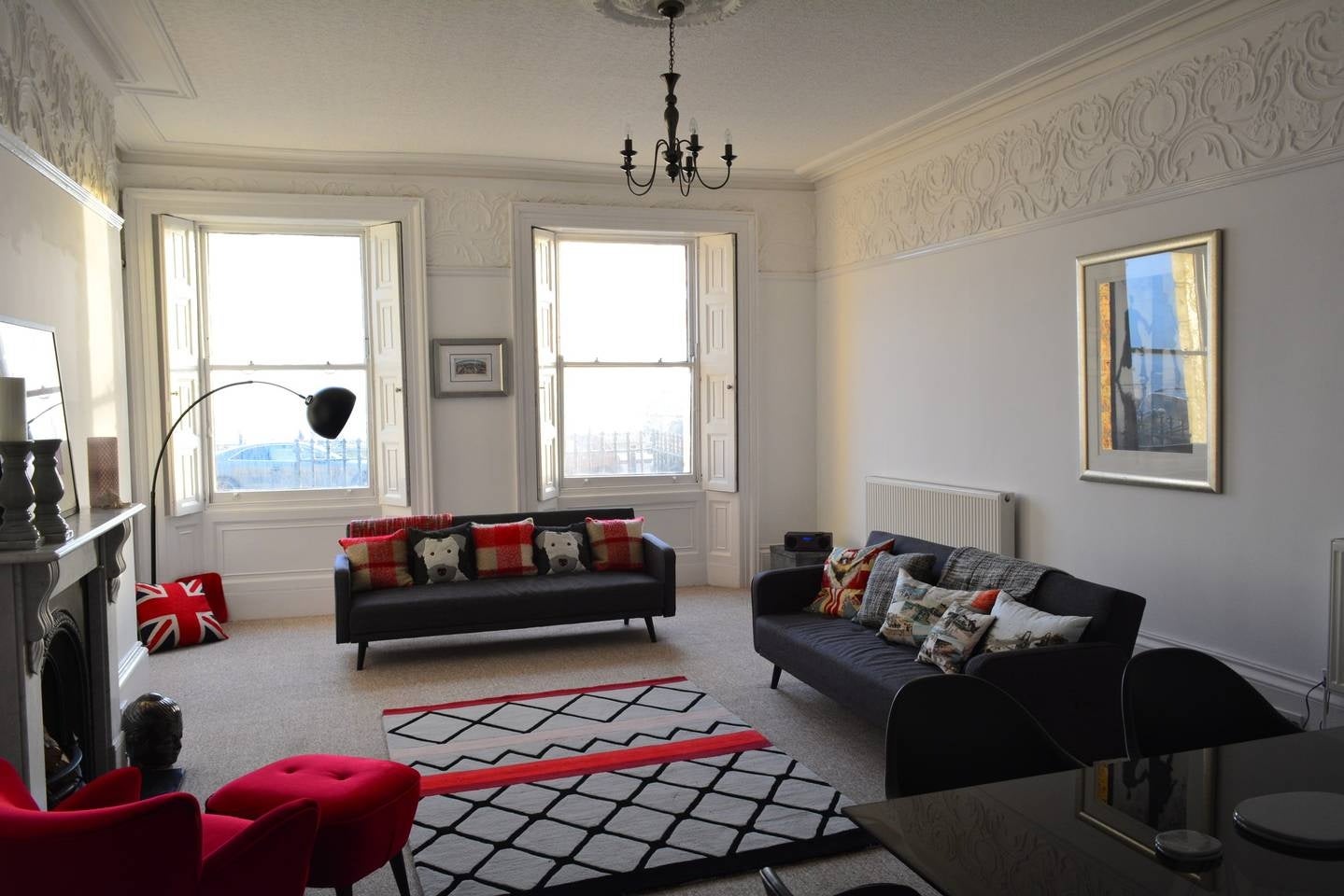 Flat Brunswick Terrace in Hove
