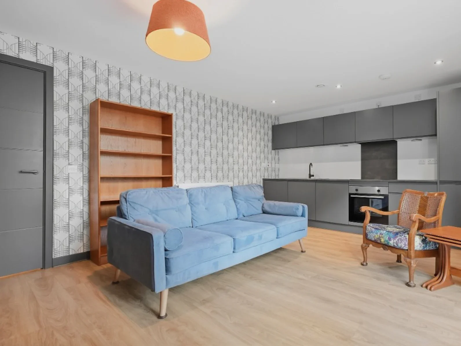 Flat Lochend Park View in City of Edinburgh