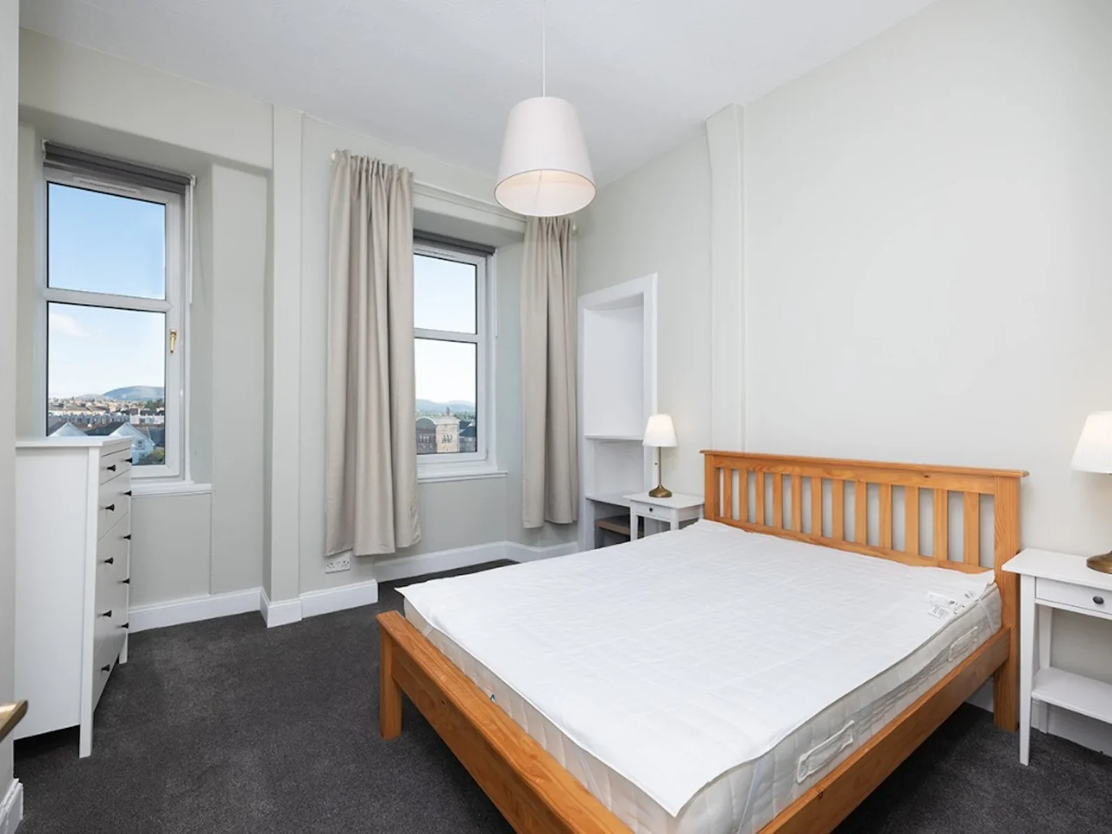Flat Haymarket Terrace in City of Edinburgh