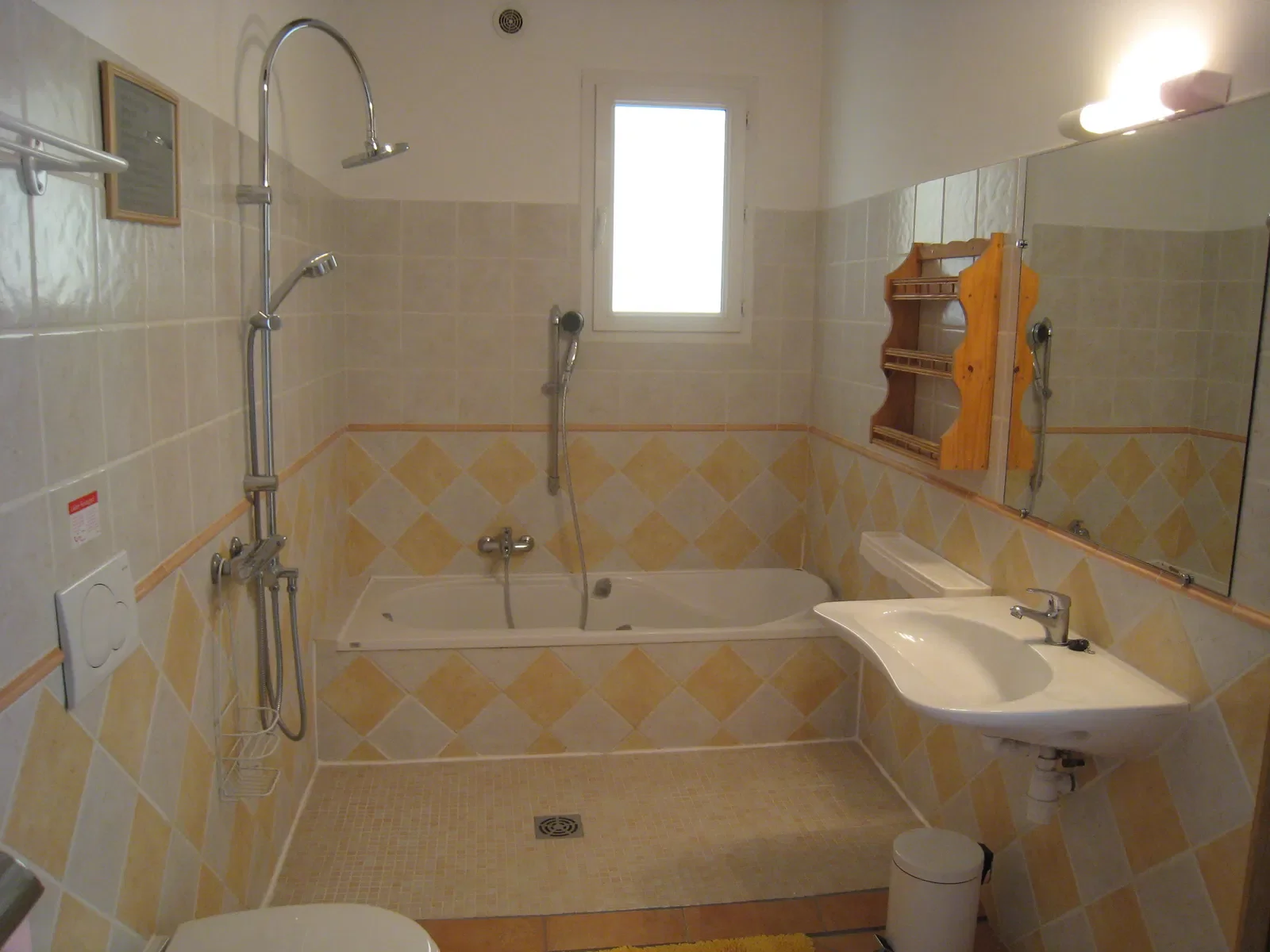 Chambre Chemin de Tatée à Forcalquier
