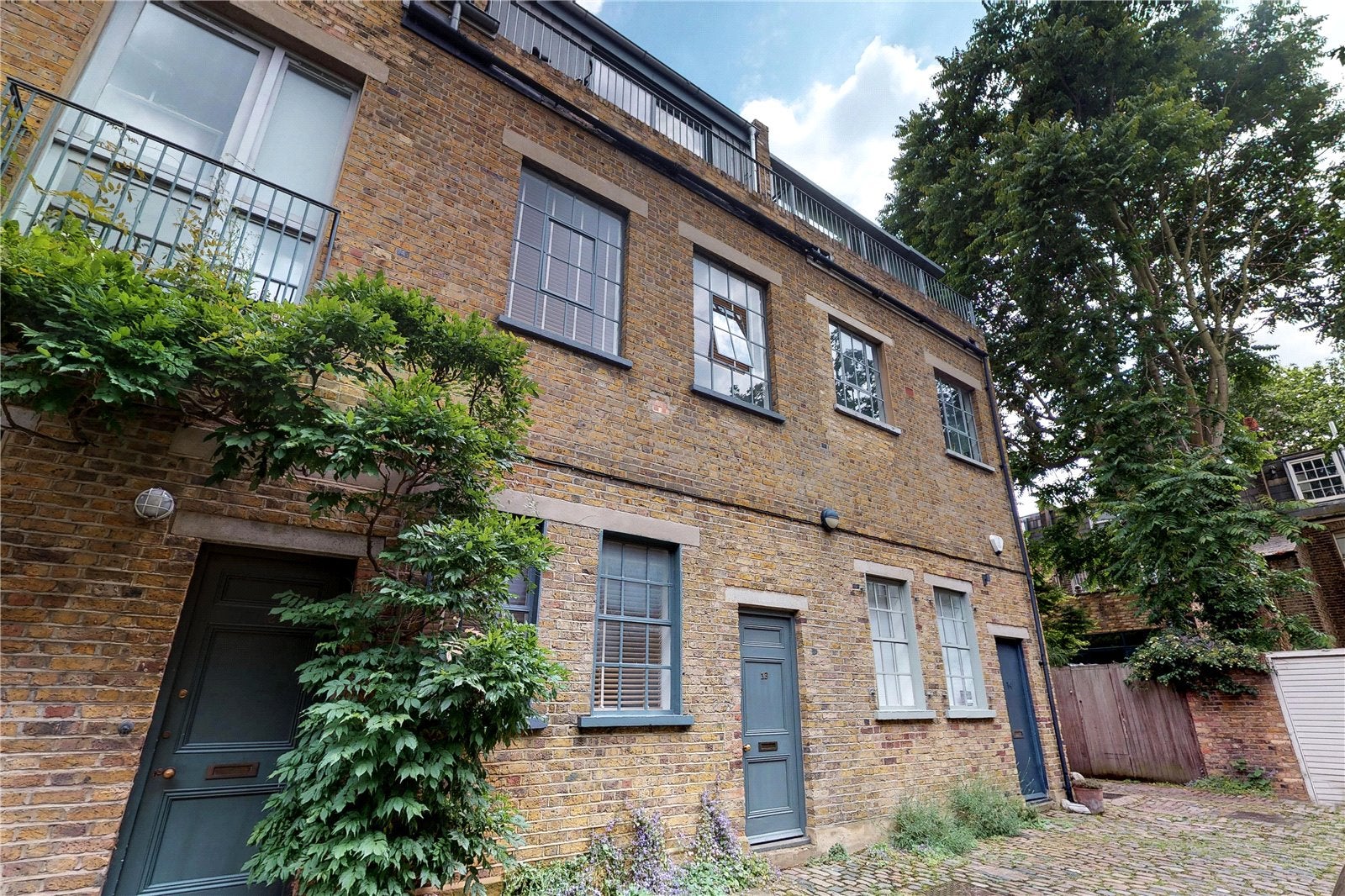 House Atlas Mews in Greater London