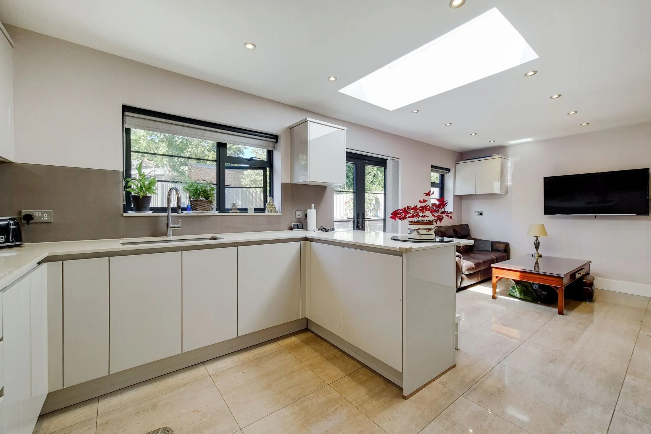 House Chalkhill Road in Greater London