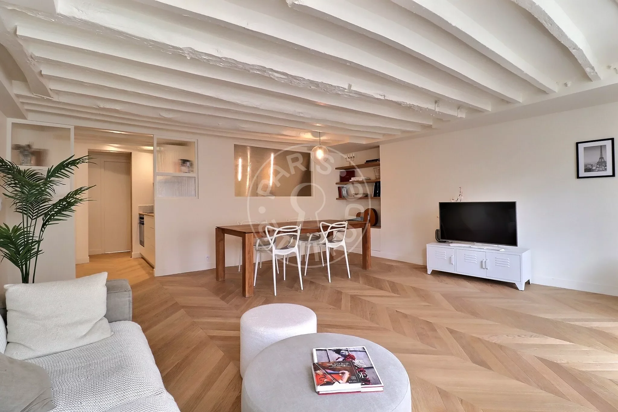 Appartement Rue de Grenelle à Paris