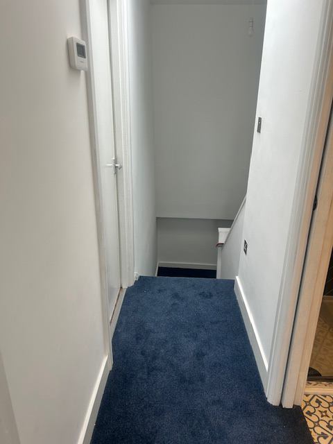 Flat Netherwood Road in Greater London