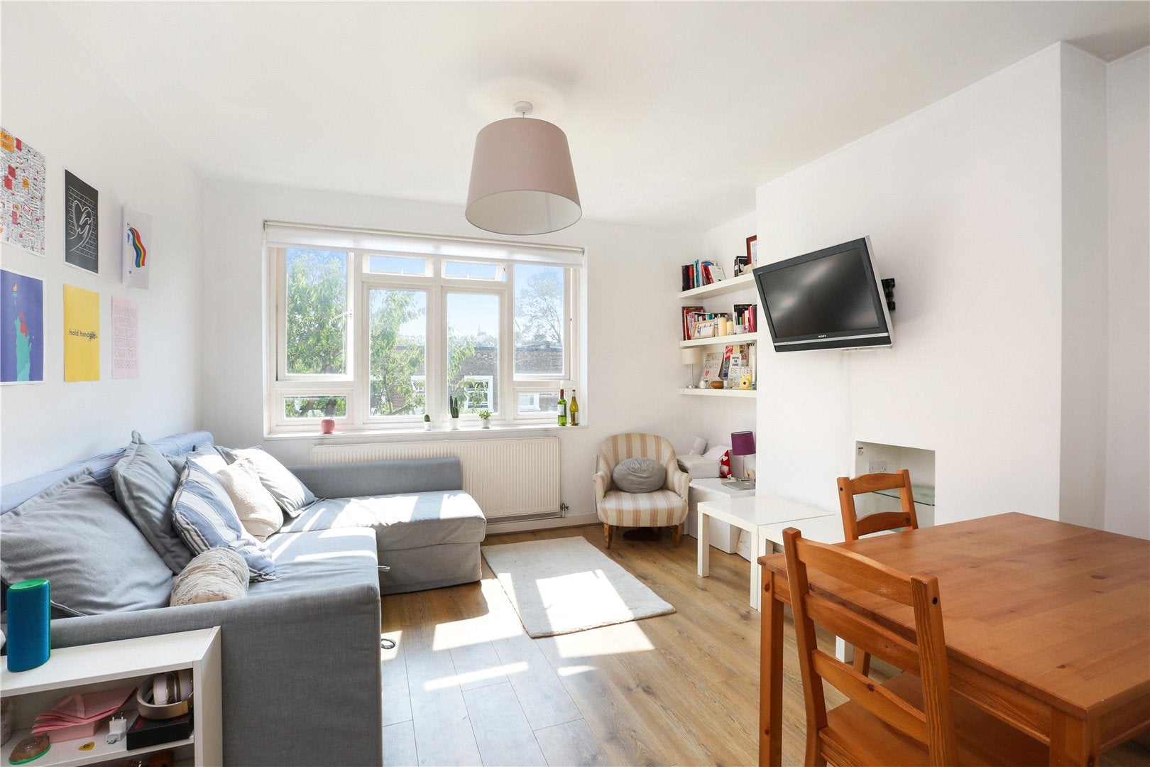 Flat Blenheim Crescent in Greater London
