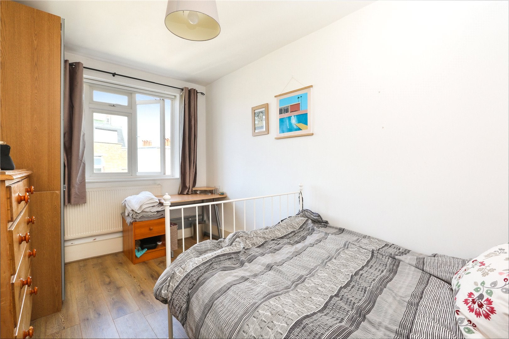Flat Blenheim Crescent in Greater London