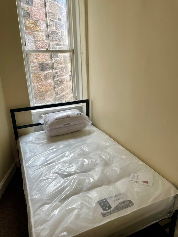 Room Dalmeny Street in City of Edinburgh