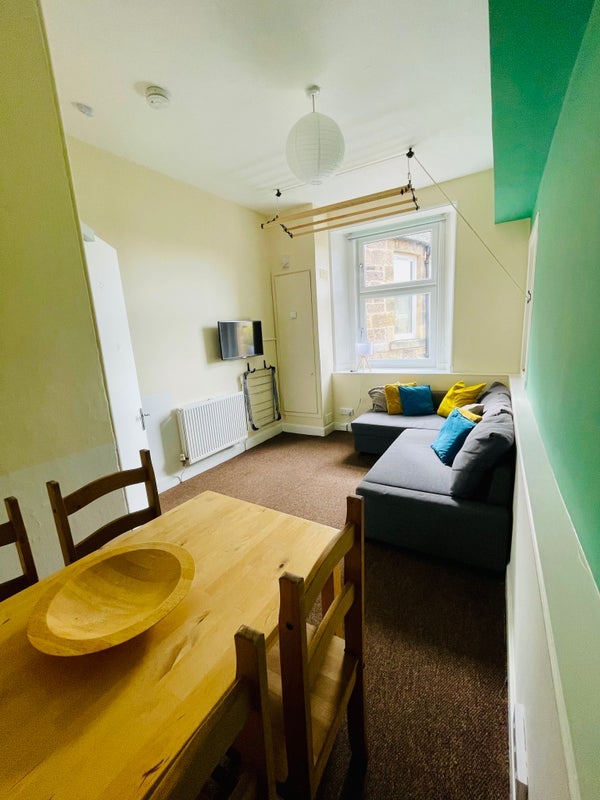 Room Dalmeny Street in City of Edinburgh