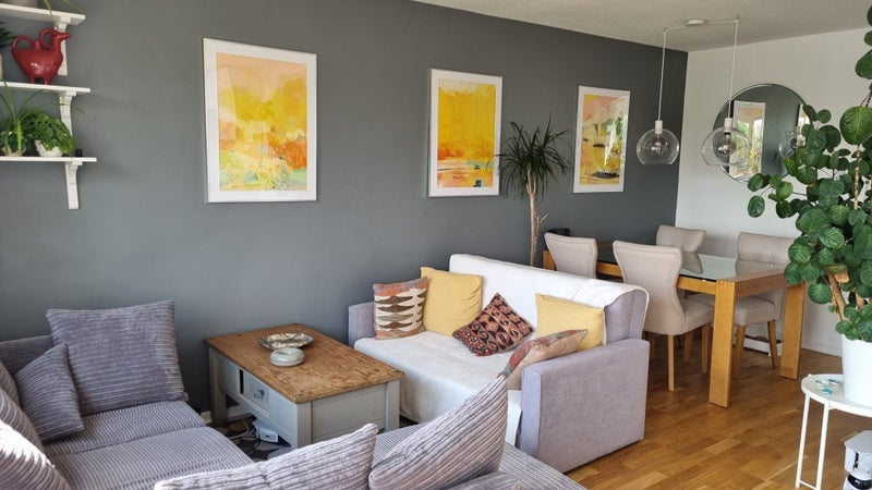 Room Amsterdam Road in Greater London