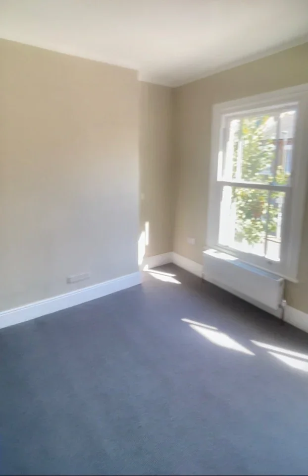 House Elsley Road in Greater London