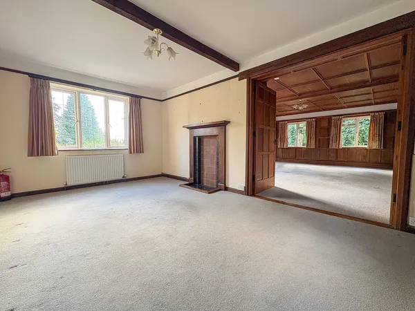 Flat Chapel Green in Wealden