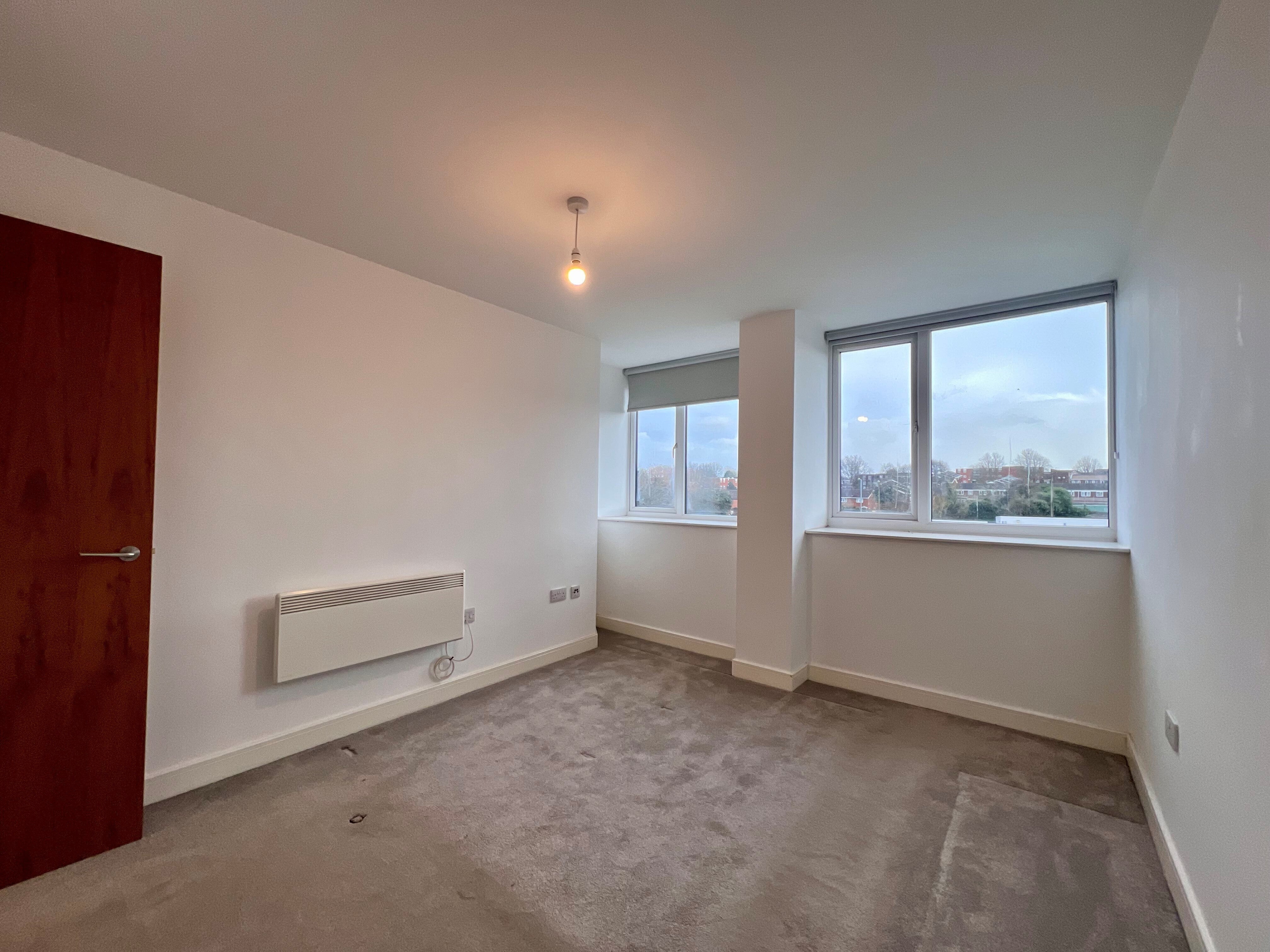 Flat Blackthorn Road in Worcester