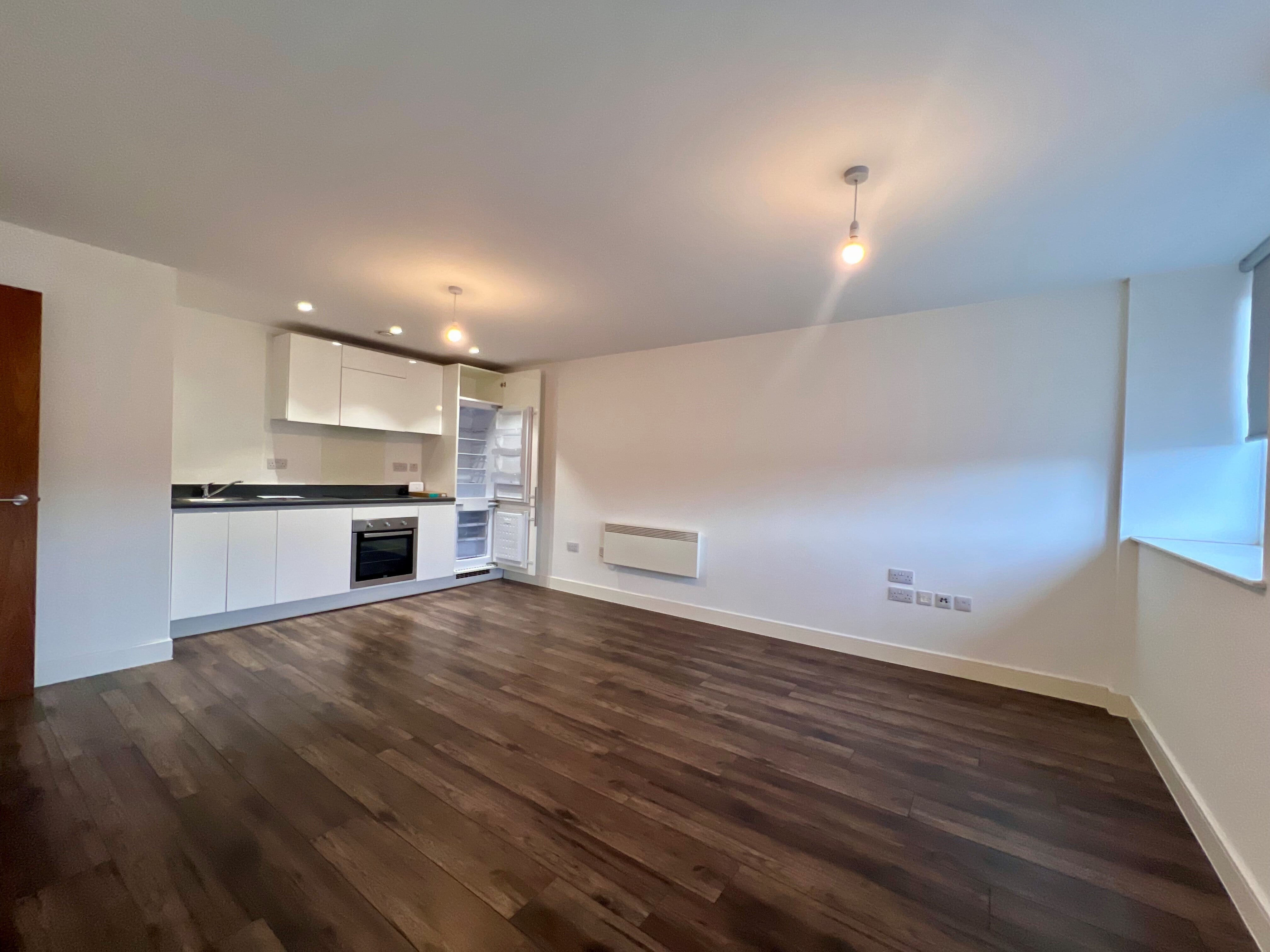 Flat Blackthorn Road in Worcester