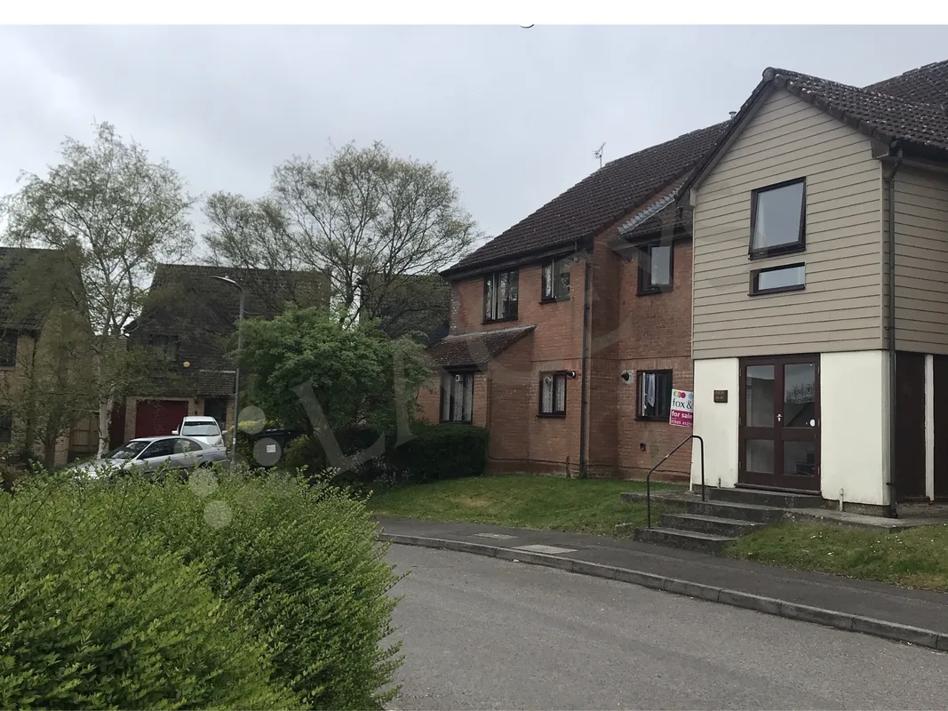 Flat Bicknell Gardens in Yeovil