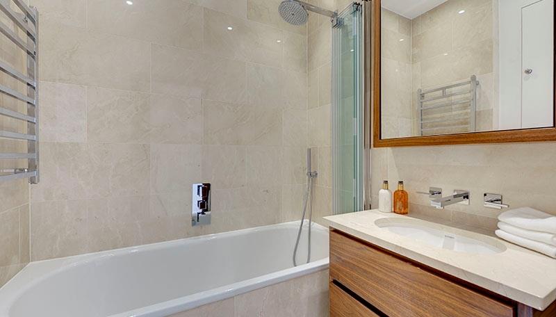 Flat Kensington Gardens Square in City of Westminster