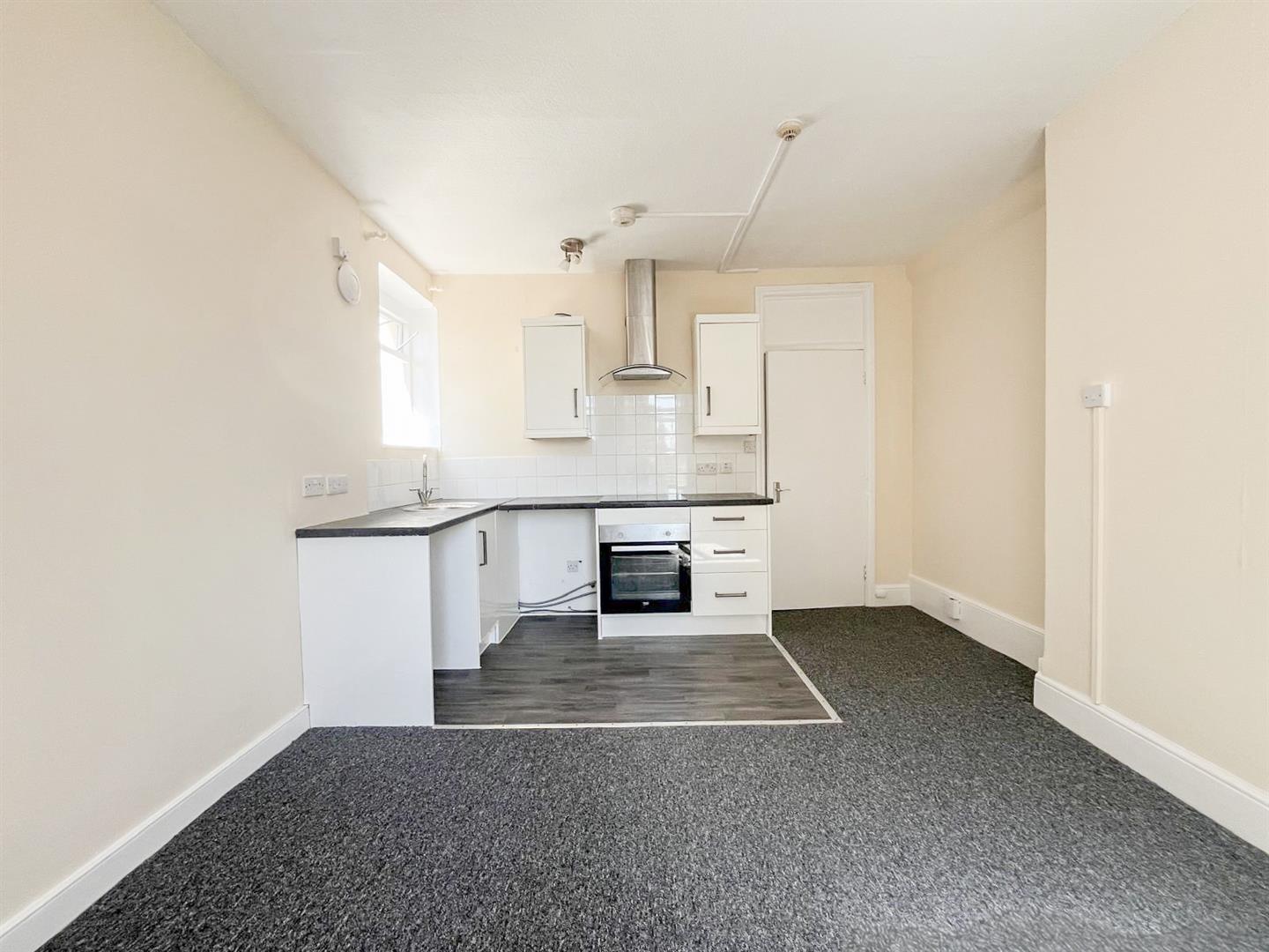 Flat Priory Avenue in St Leonards