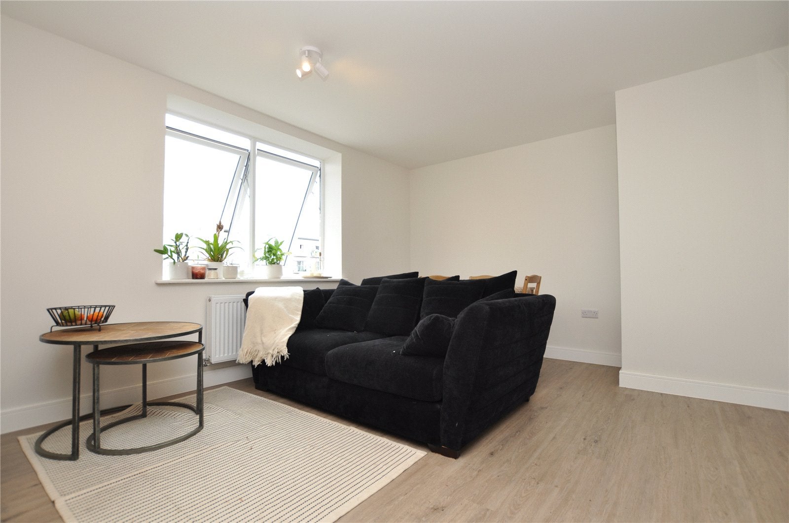 Flat Victoria Road in Rushmoor