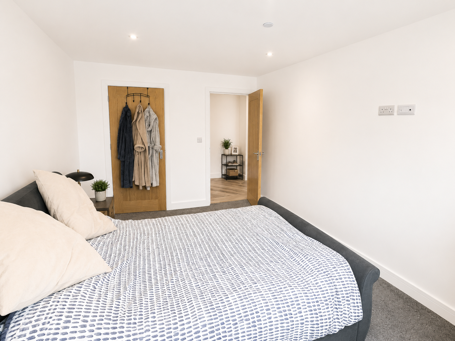 Flat Mumby Road in Gosport