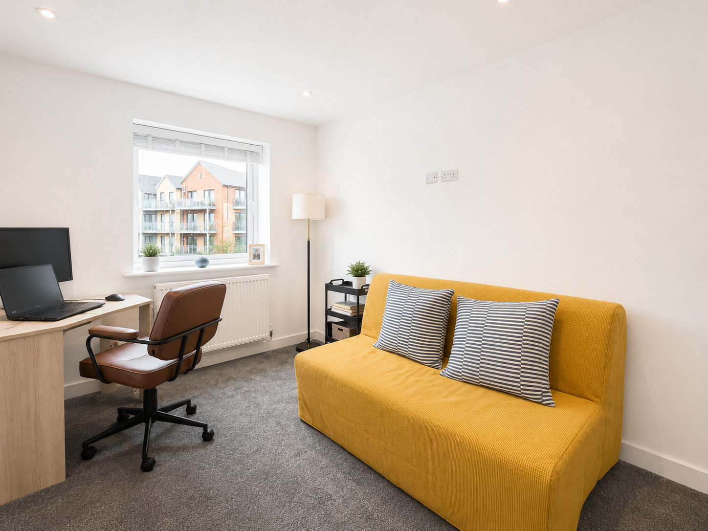 Flat Mumby Road in Gosport