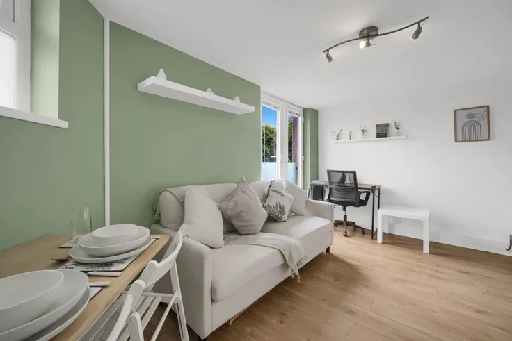 Flat Leckwith Road in Cardiff