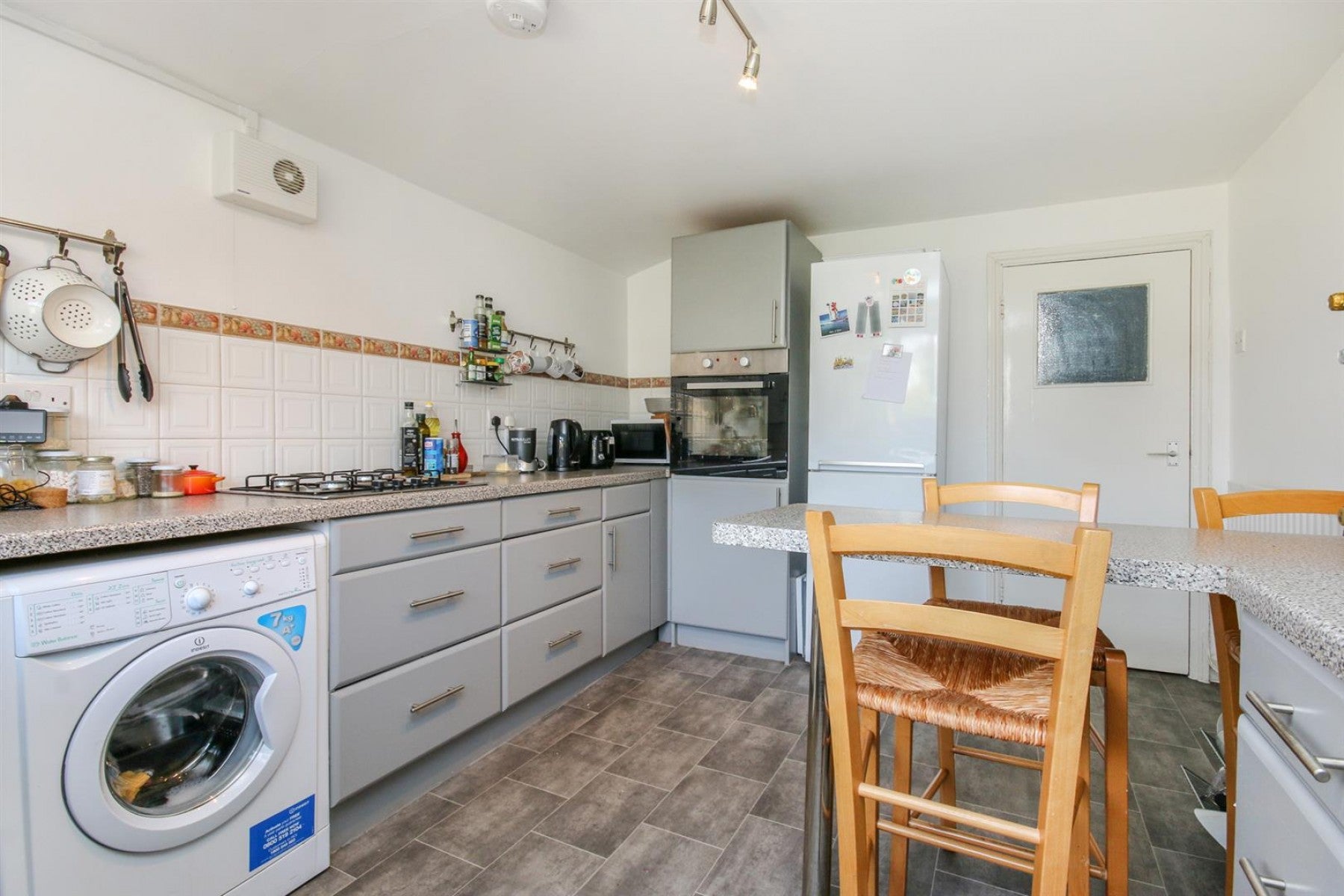 Flat Lorne Road in Greater London