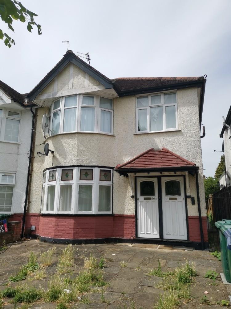 Room Fairfield Crescent in Greater London