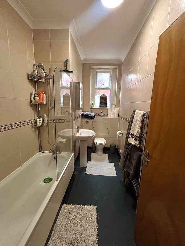 Room Green Lanes in Greater London