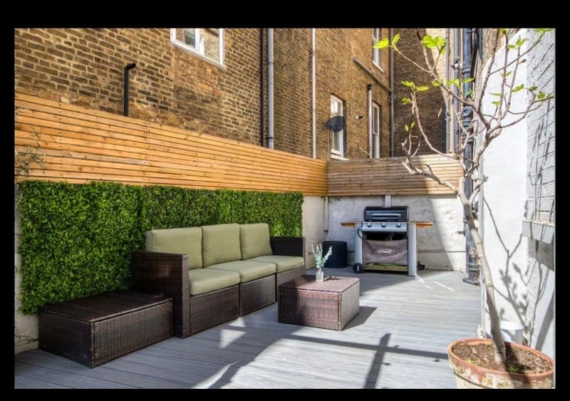 Room Finborough Road in Greater London