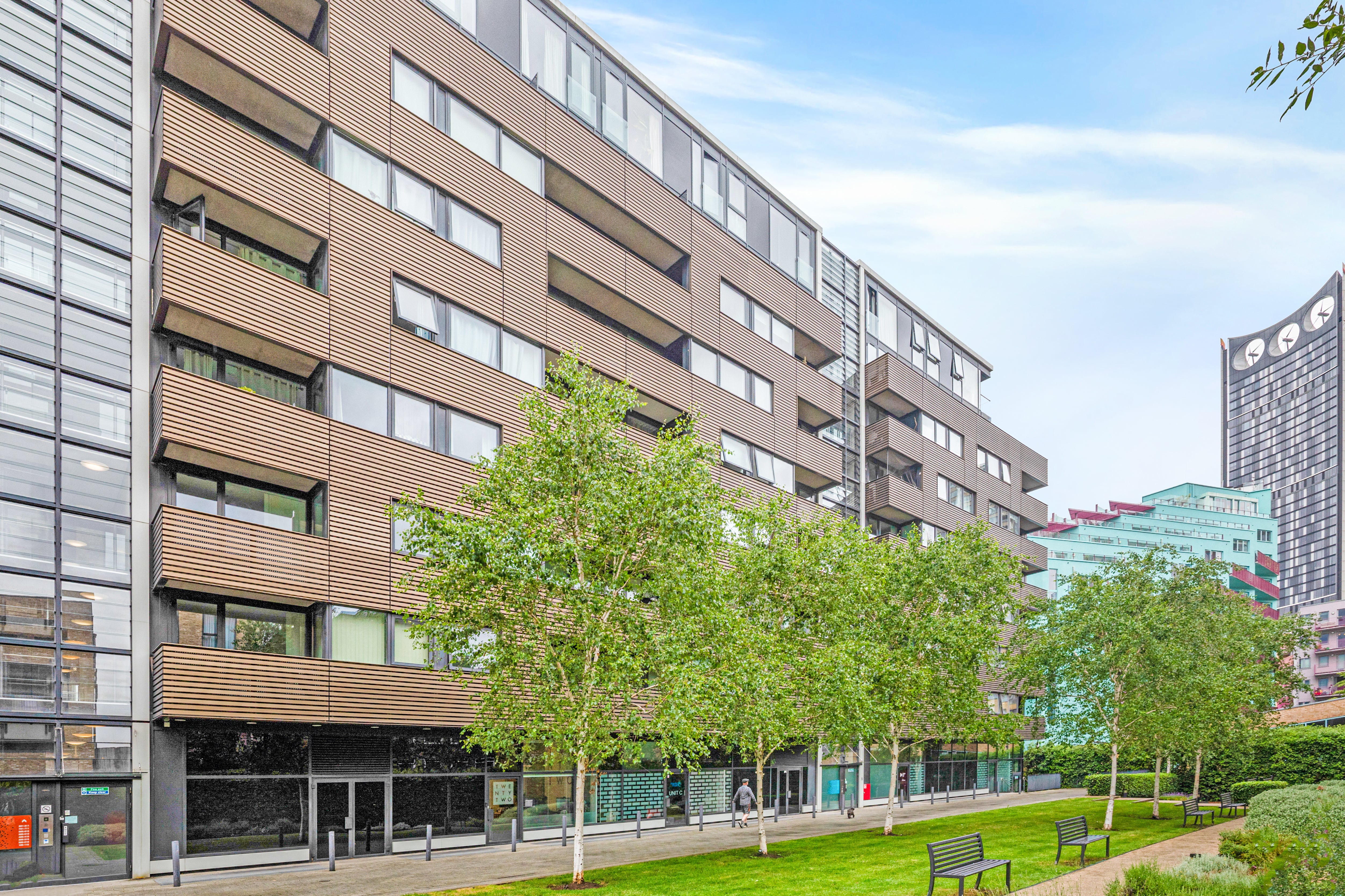 Flat Amelia Street in Greater London