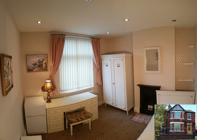 Room Oak Bank Avenue in Manchester