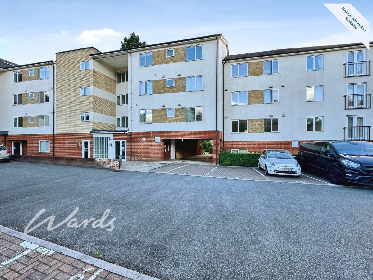 Flat Bambridge Court in Maidstone