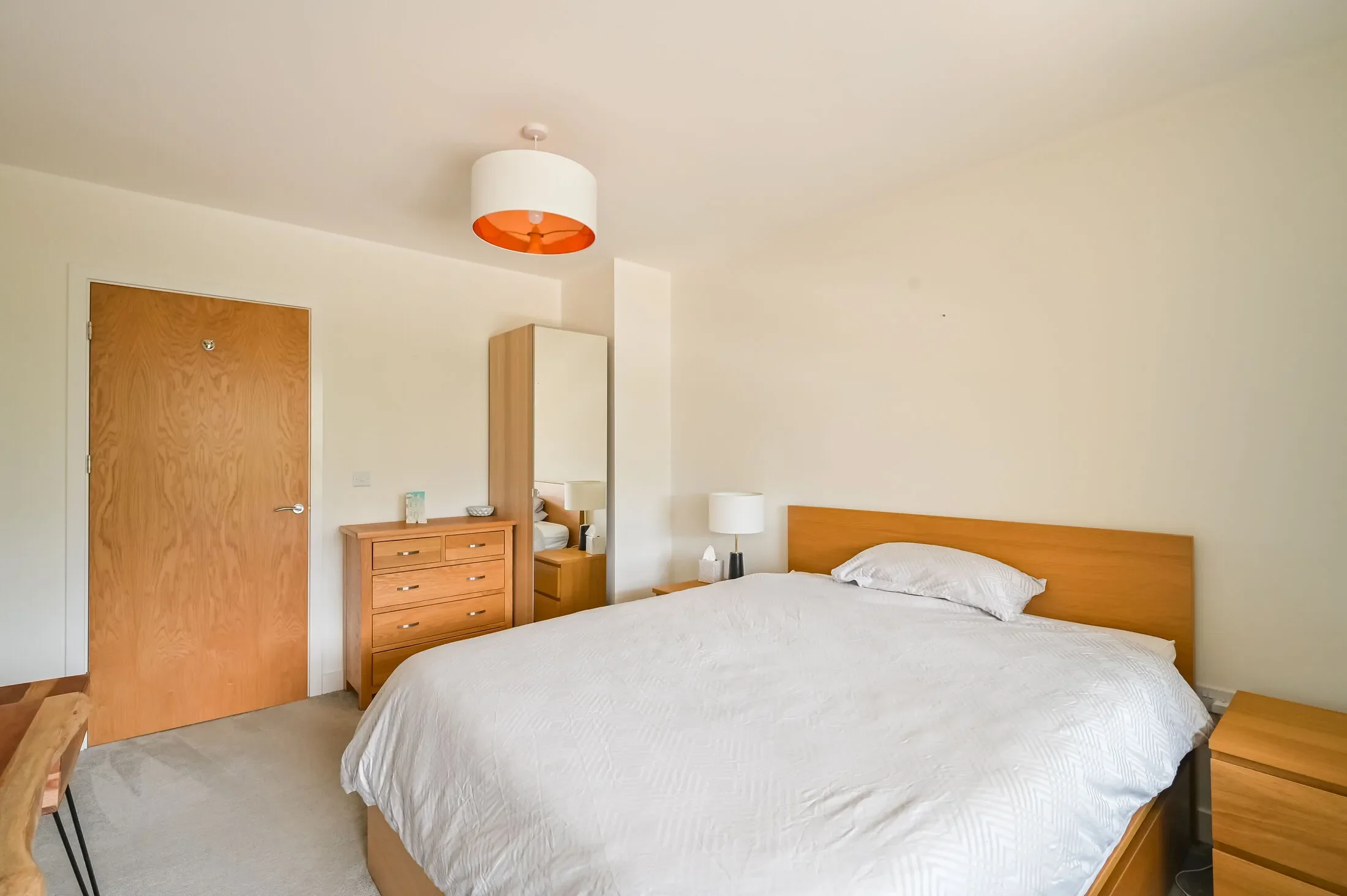 Flat Upper North Street in Greater London