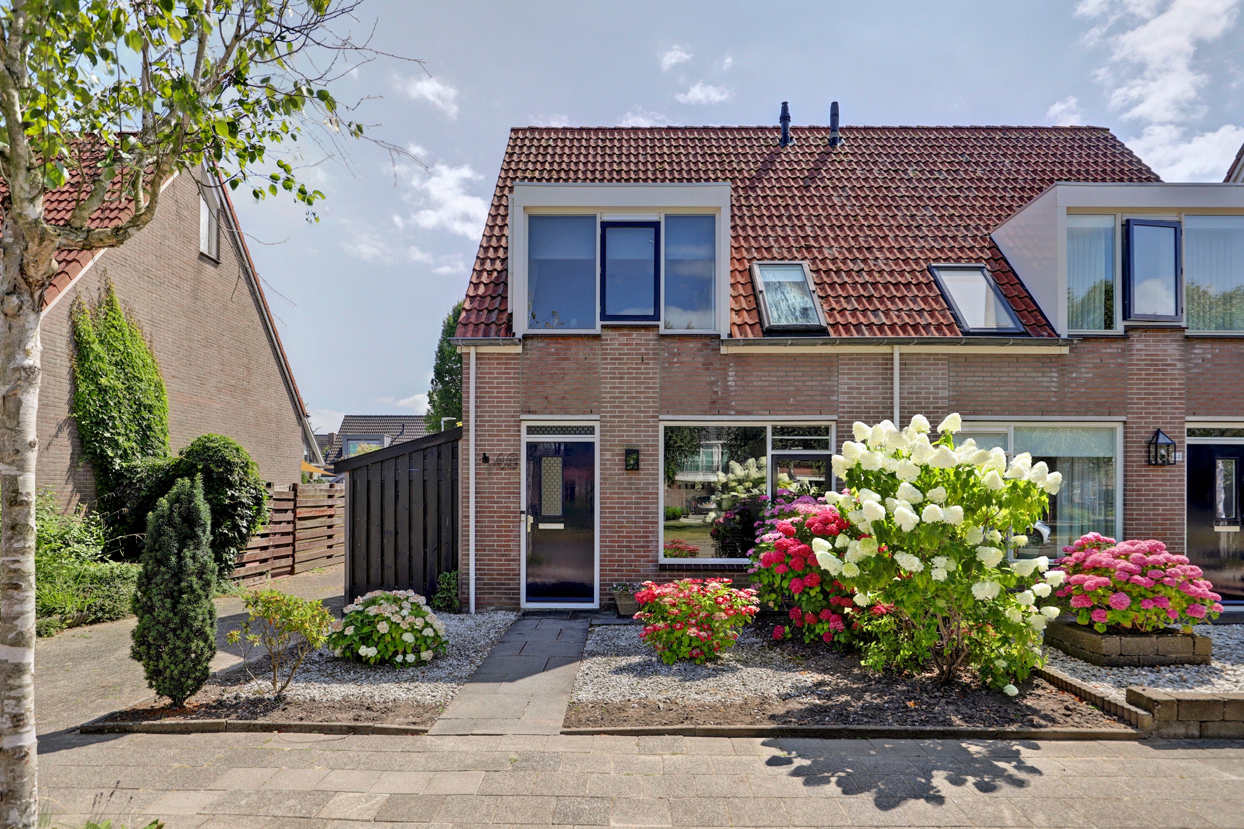 Hoekwoning te koop: De Bouw 46, Bovenkarspel