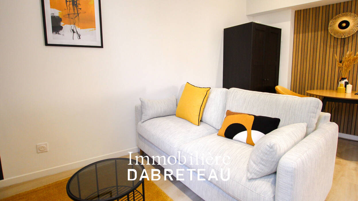 Flat Rue Louis Goux in Villeurbanne
