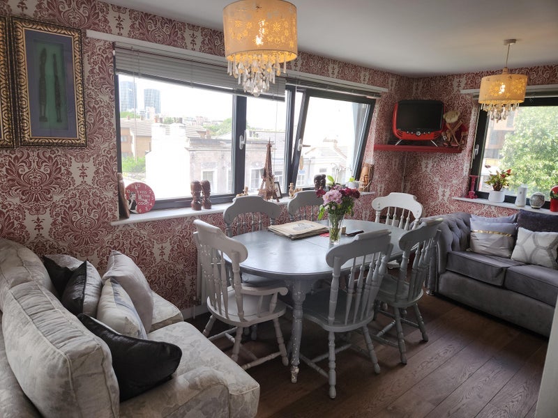 Flat Luxembourg Mews in Greater London