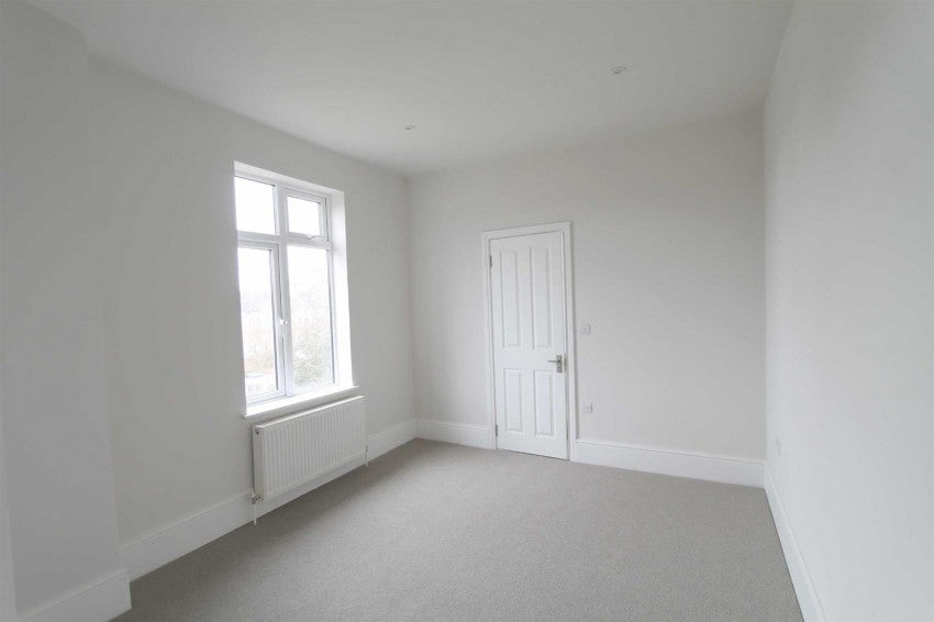Flat Westmount Road in Greater London
