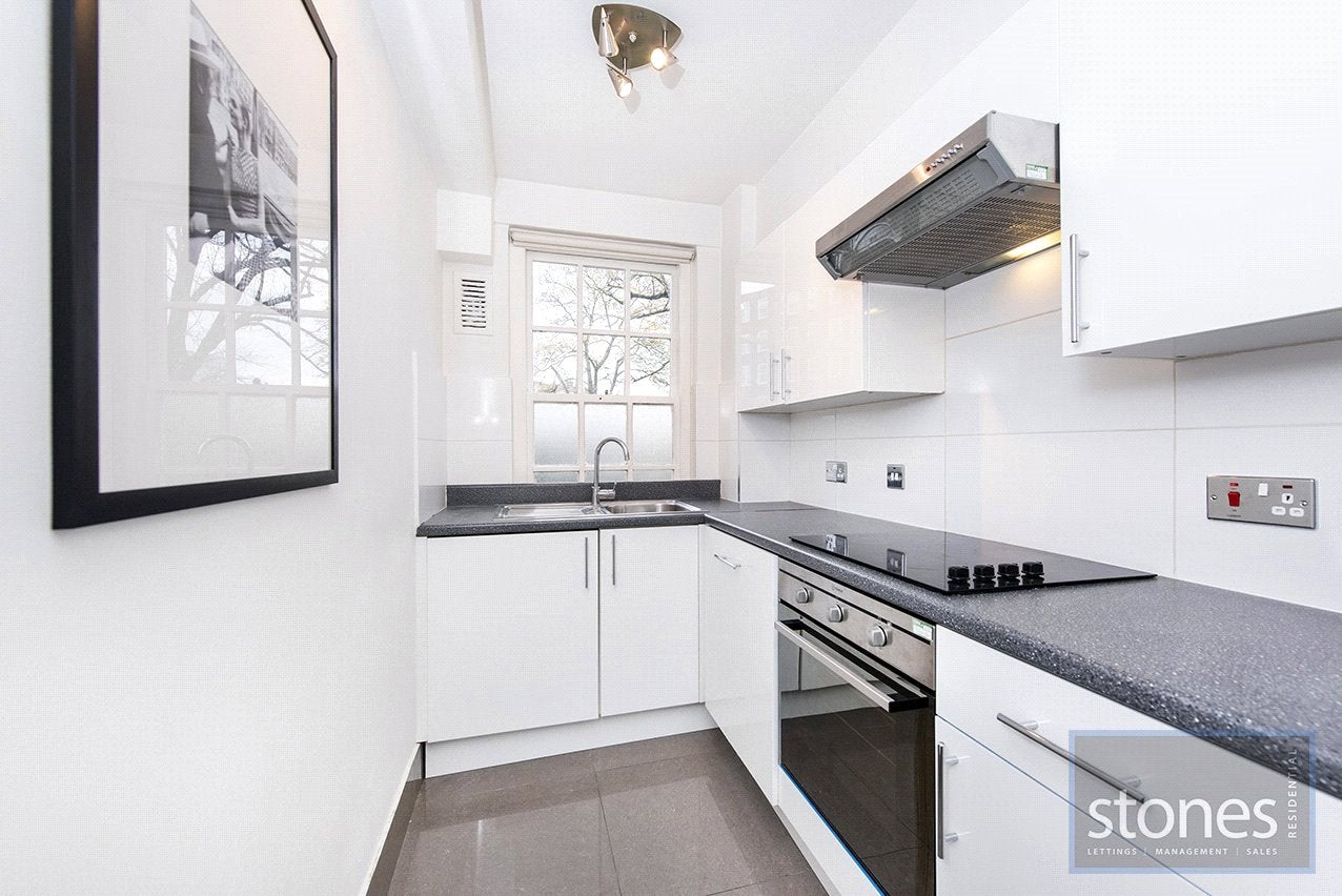 Flat Haverstock Hill in Greater London