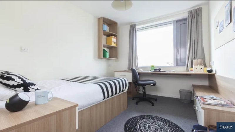 Room Pocock Street in Greater London