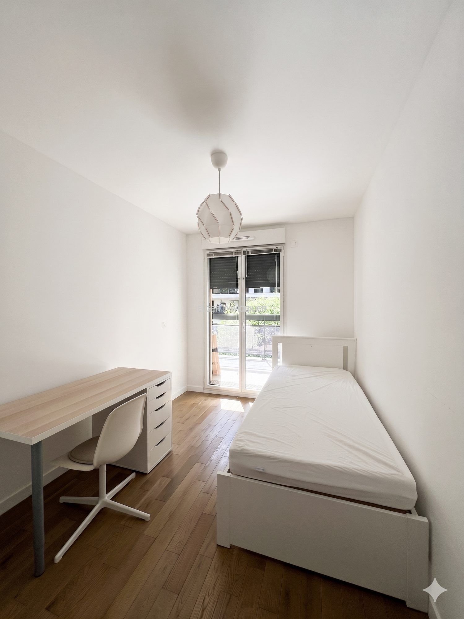 Appartement Rue des Cévennes à Paris