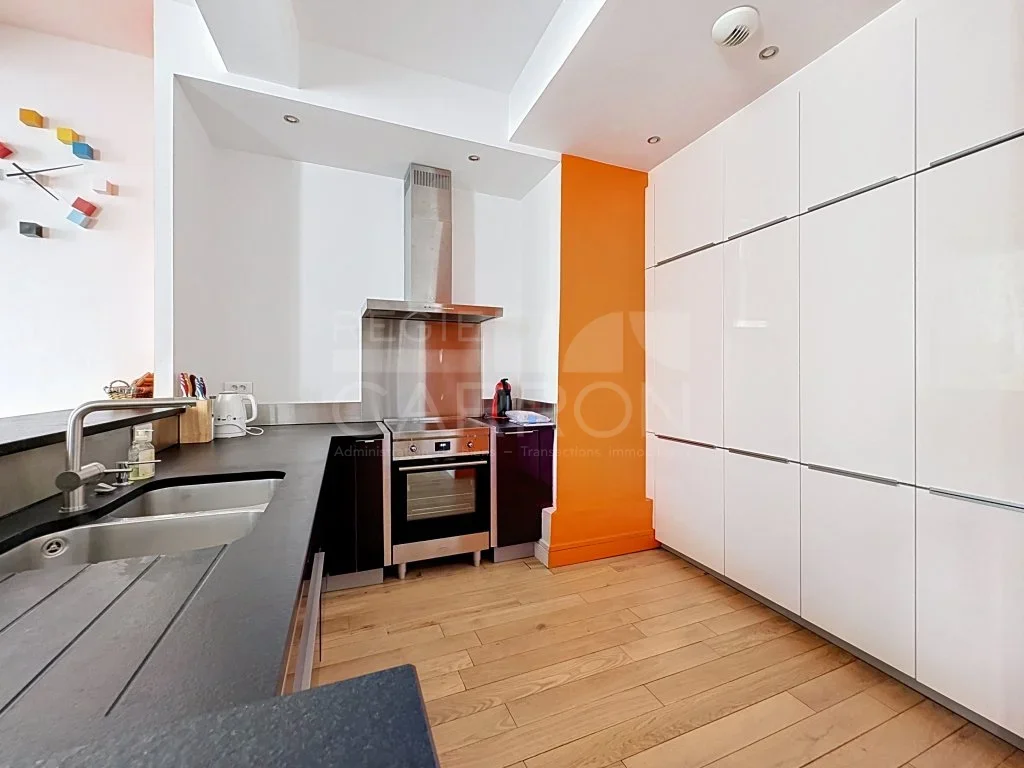 Flat Place Tolozan in Lyon