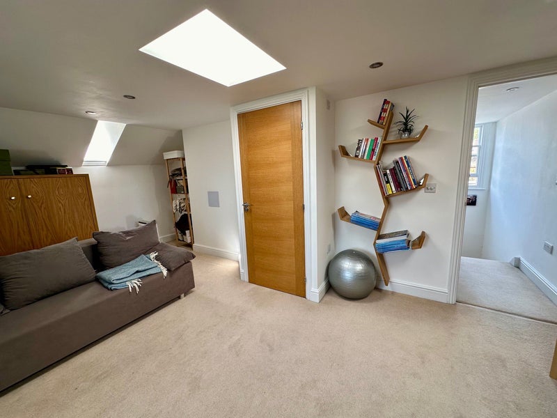 Room Lewisham Hill in Greater London