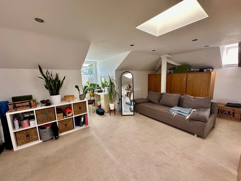Room Lewisham Hill in Greater London