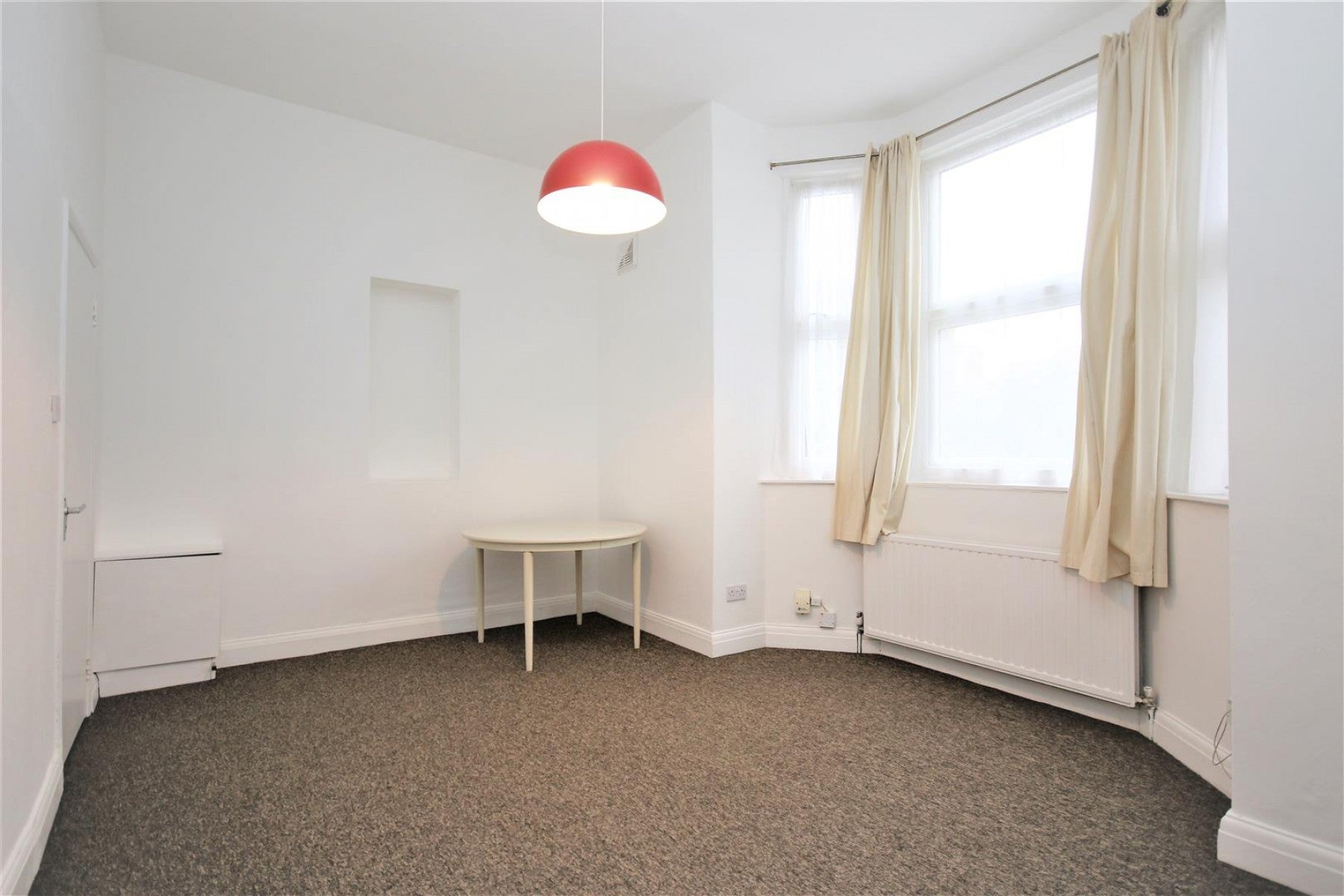 Flat Blackstock Road in Greater London