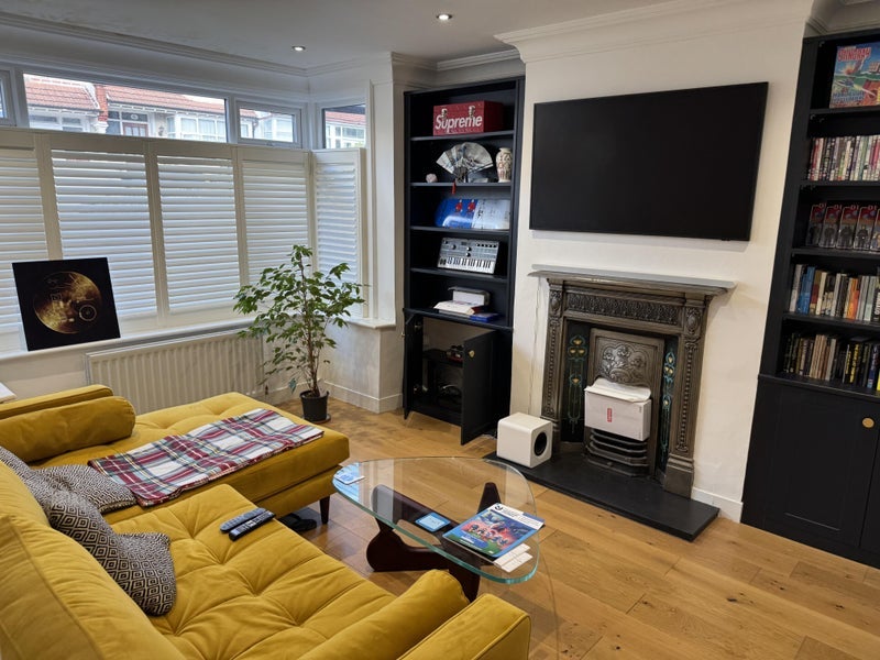 Room Annsworthy Avenue in Greater London
