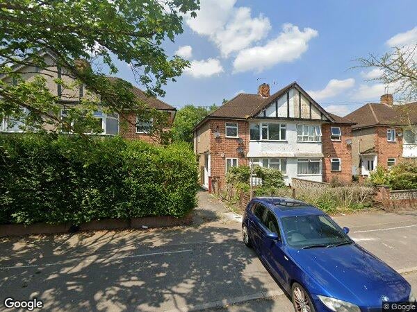 Flat Shakespeare Avenue in Greater London