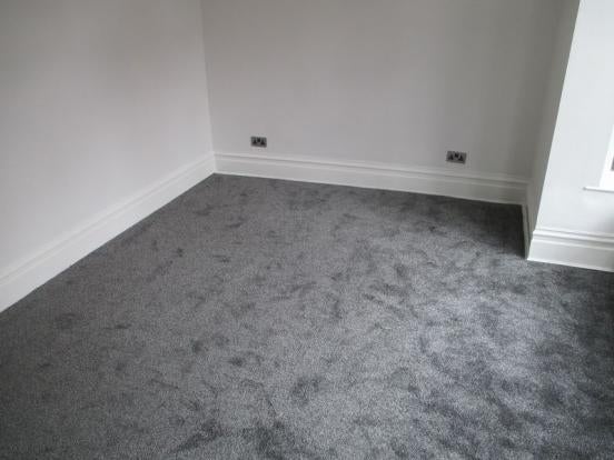 Flat Heathfield Road in Liverpool