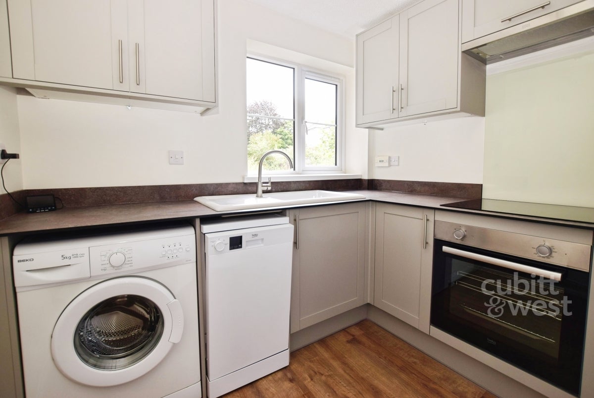 Flat Alexandra Road in Shanklin